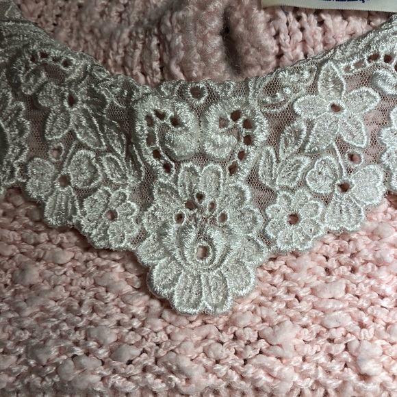 Vintage Pink Knit Lace Collar Sweater - Picture 8 of 17